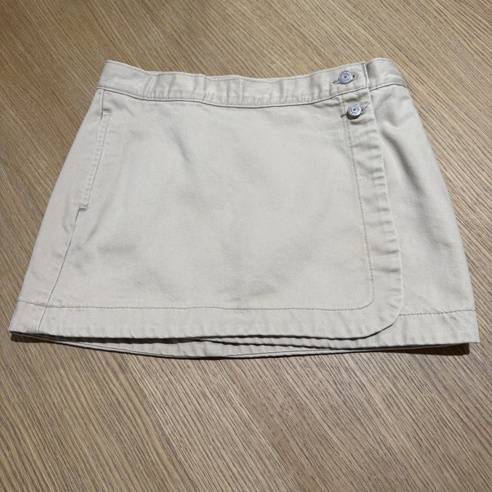 Levi's Wrap Skort Size 28  Beige Mini Skirt NWT Denim Style One Piece Cute